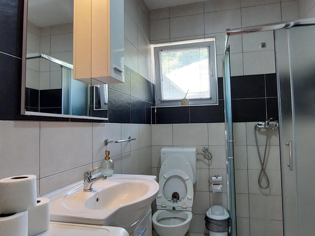 Apartments Window Bihac Exterior photo